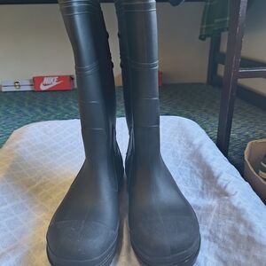 Black Tall Boots